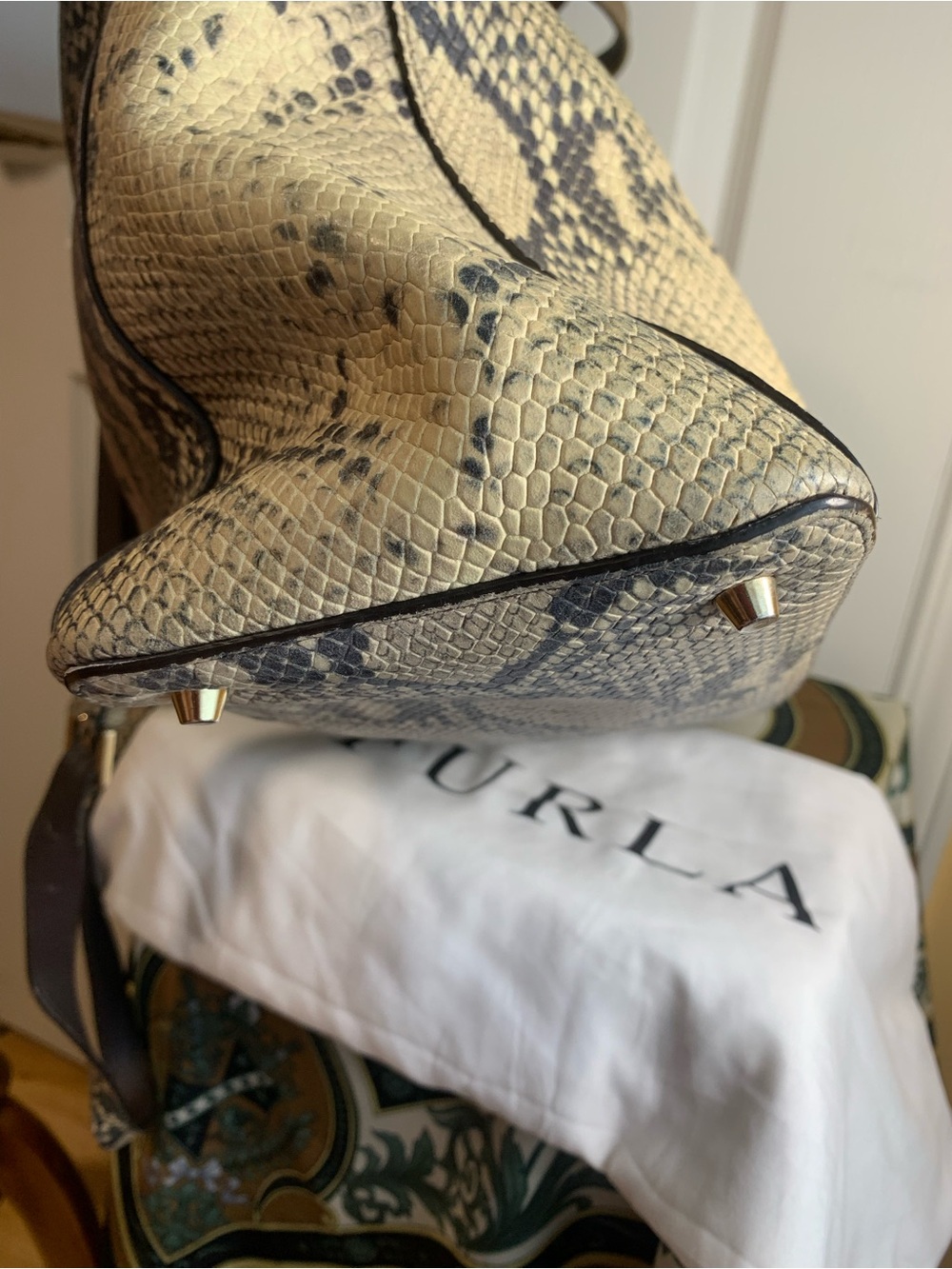 Furla Python embossed Leather Tote/satchel - Picture 9 of 15